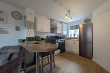 Heol Y Gylfinir, Llanilid, Pontyclun