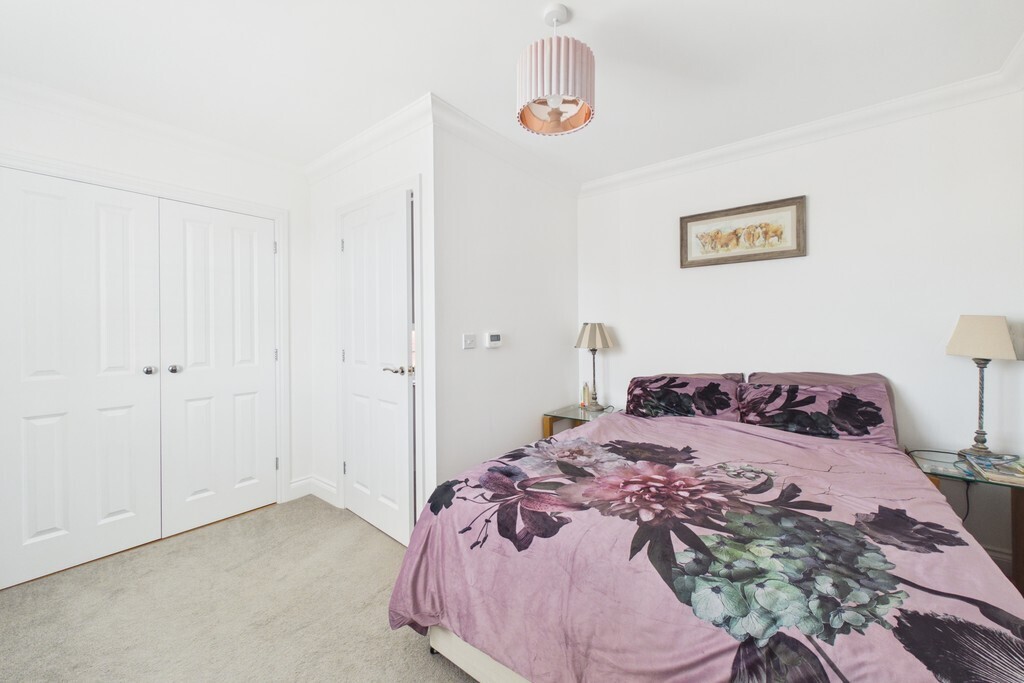 42 Carey Drive Image 8