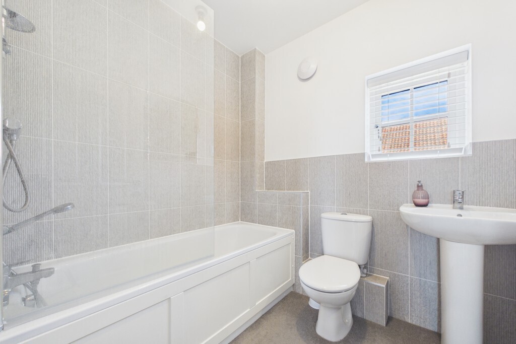 42 Carey Drive Image 10