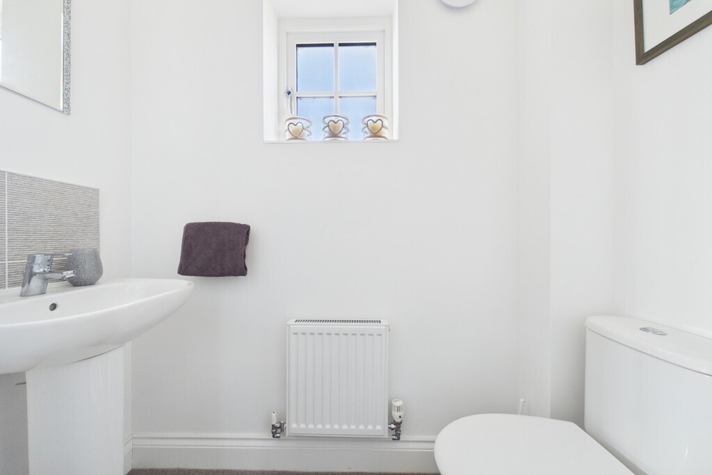 42 Carey Drive Image 12