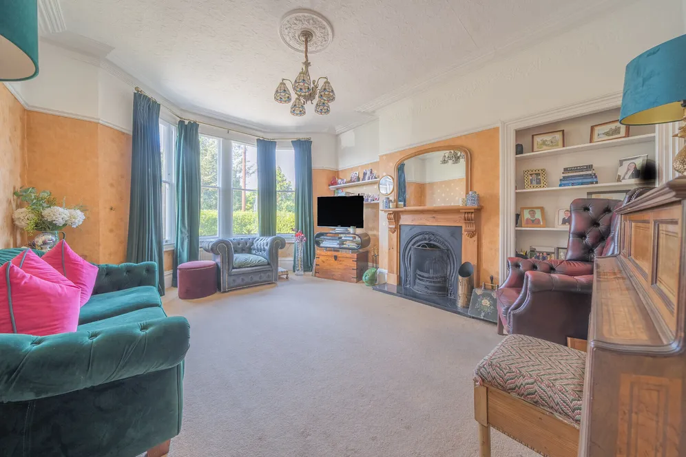 Bath Road, Keynsham, BS31 photo 2