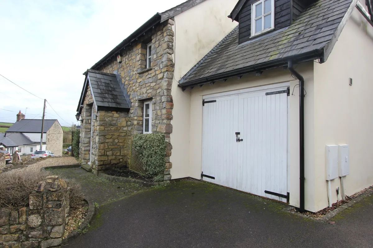 St. Johns Hill, St. Athan, CF62