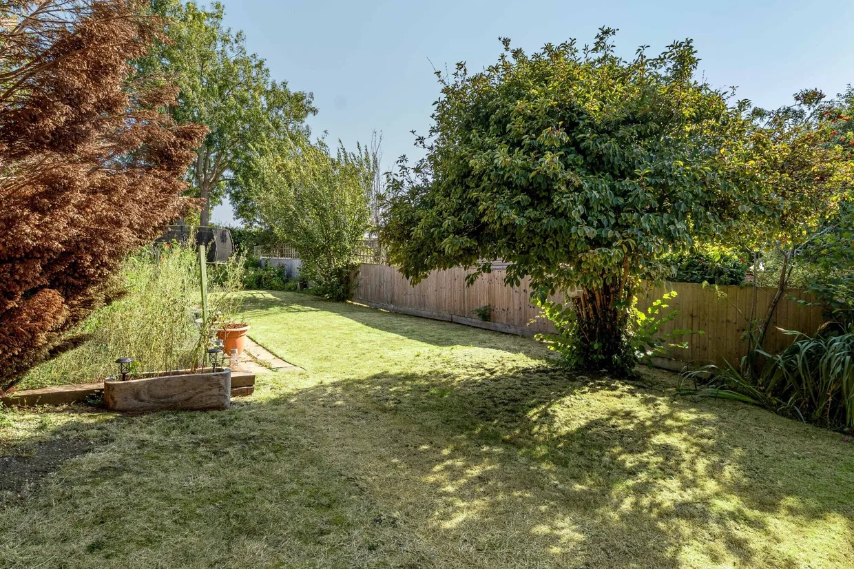 Bath Road, Keynsham, BS31 photo 25