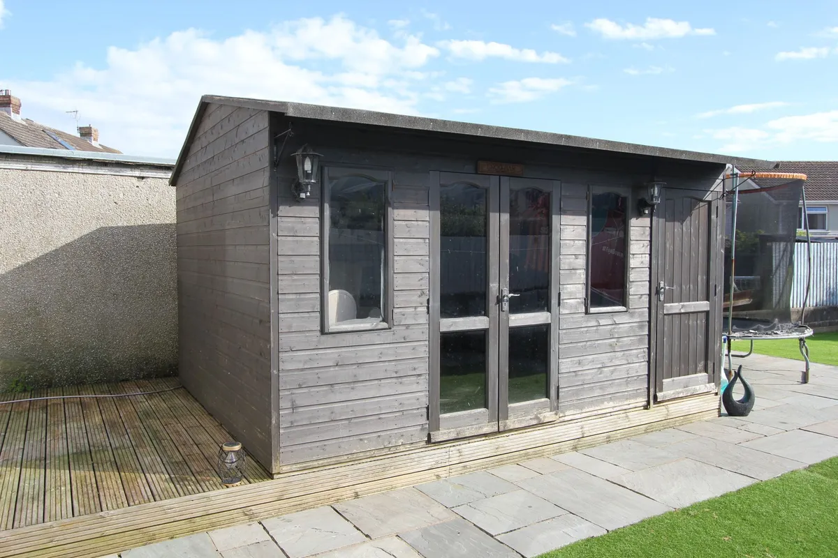 Four Acre, Llantwit Major, CF61