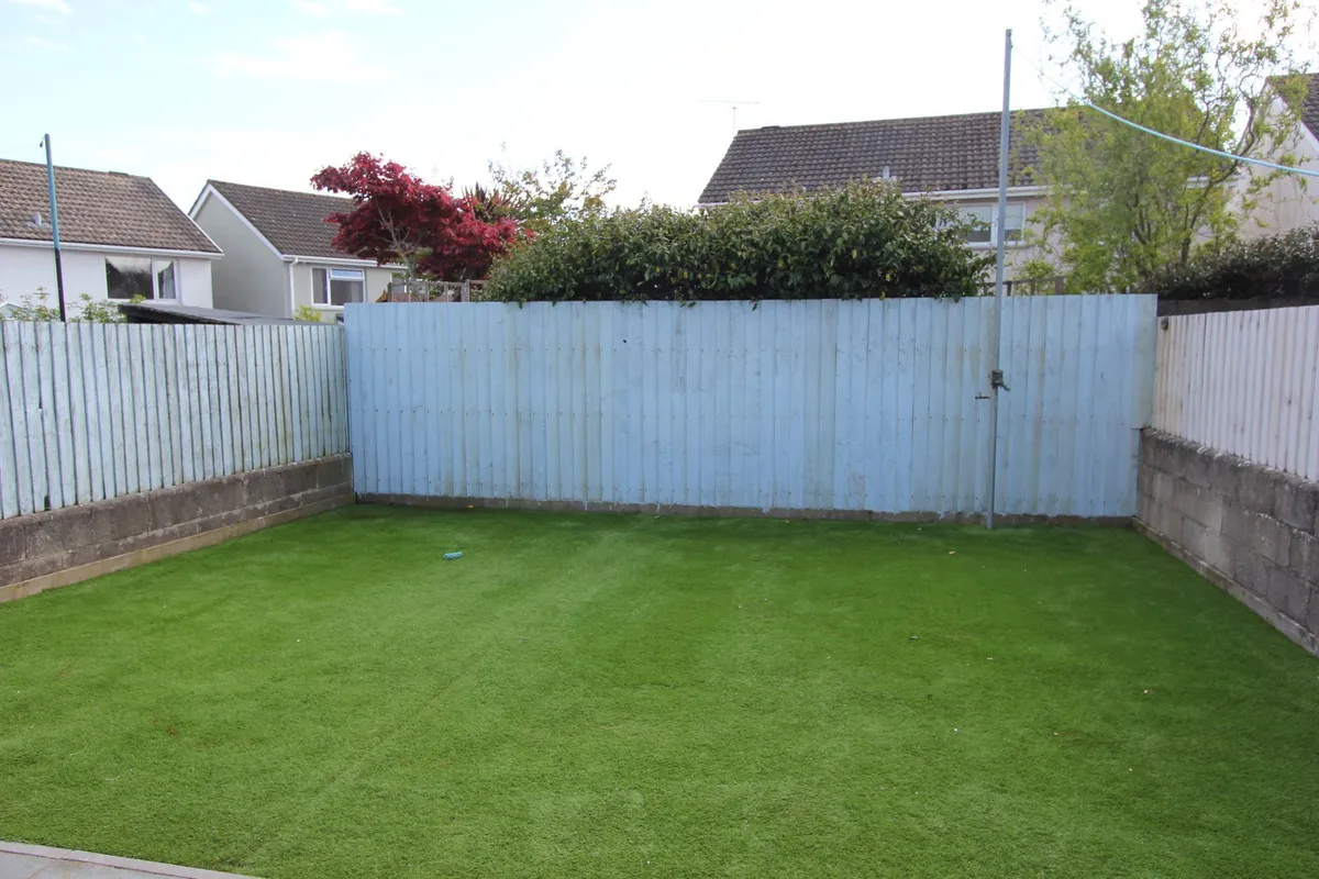 Four Acre, Llantwit Major, CF61