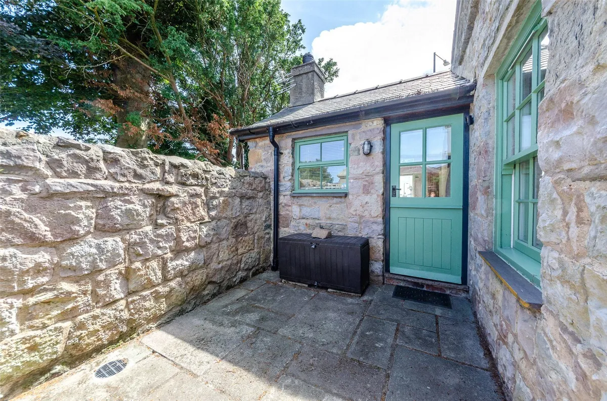 Llanbeblig Road, Caernarfon, Gwynedd, LL55