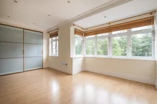 Whitcome Mews, Richmond, TW9 photo 4