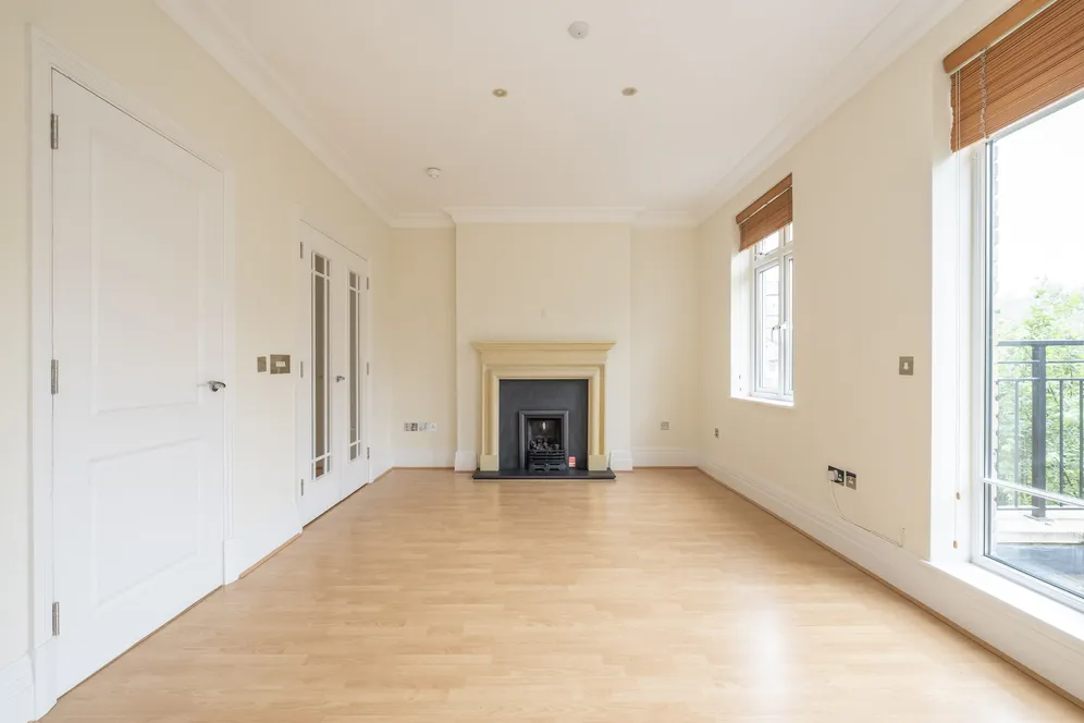 Whitcome Mews, Richmond, TW9 photo 12