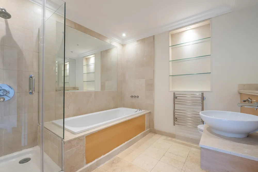 Whitcome Mews, Richmond, TW9