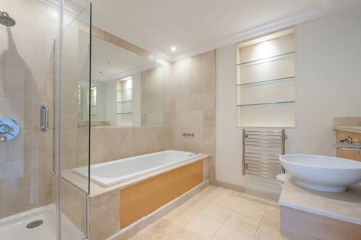 Whitcome Mews, Richmond, TW9 photo 15
