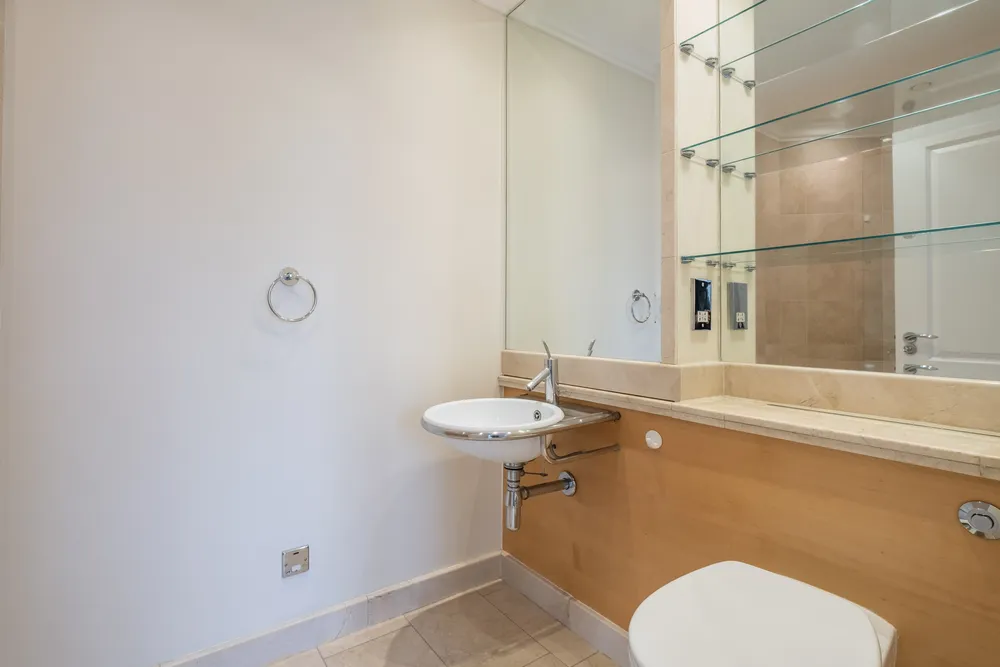 Whitcome Mews, Richmond, TW9