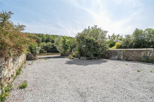 Tresillian, Truro, TR2 photo 9