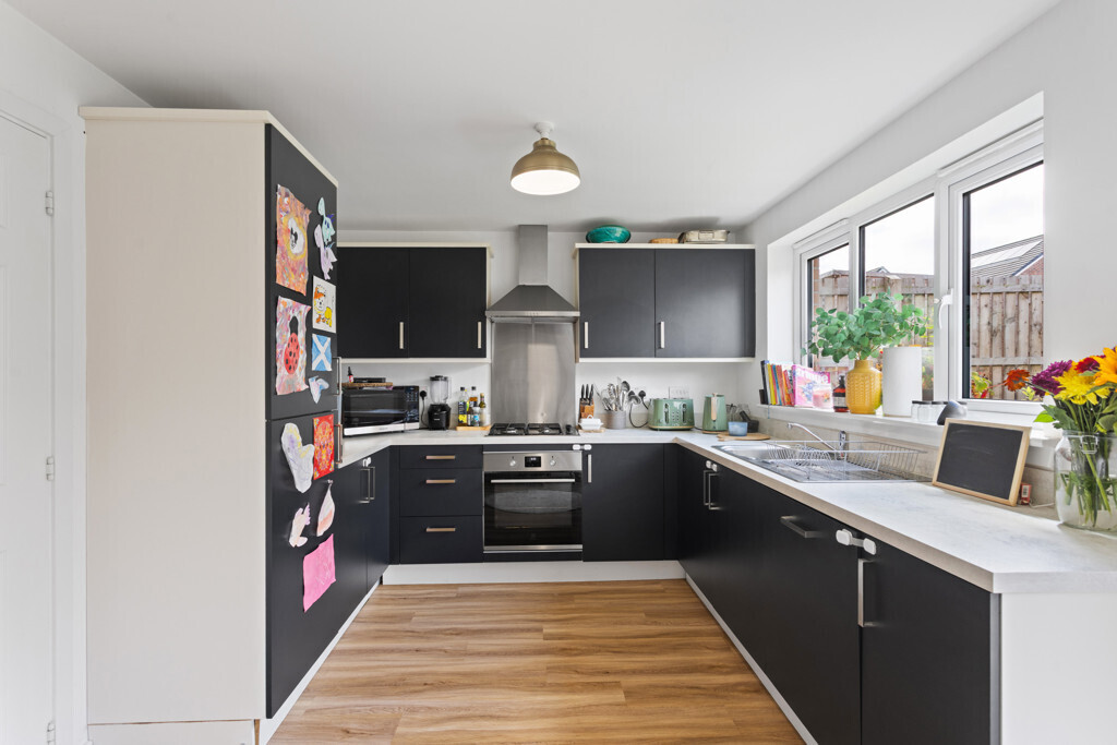 3 Raith Gardens, Greendykes, Edinburgh, EH16 4ZS Image 7