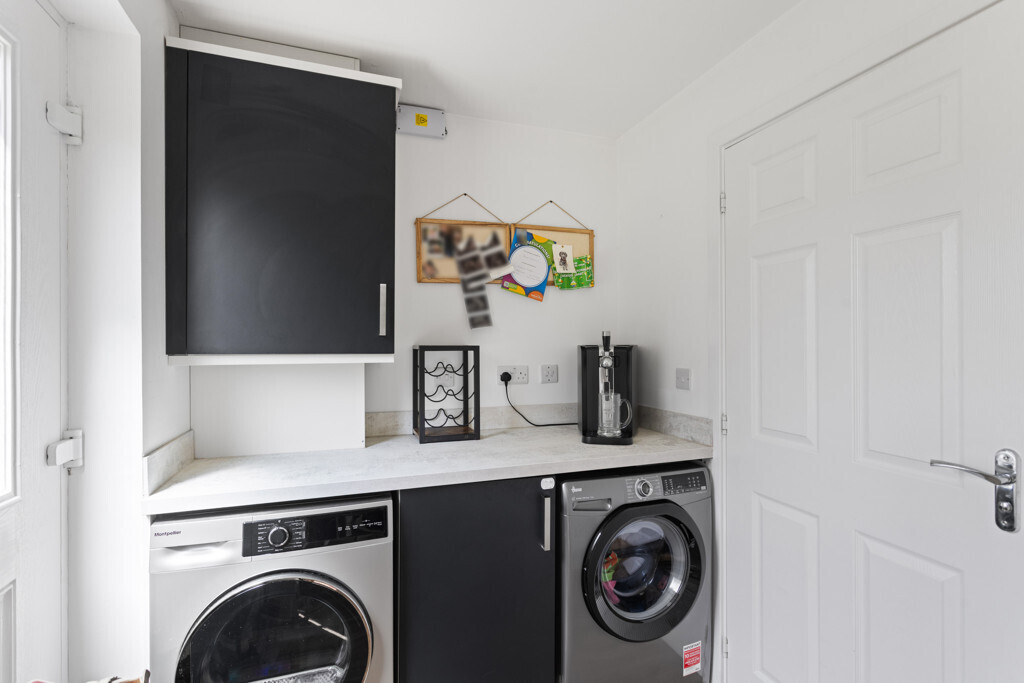 3 Raith Gardens, Greendykes, Edinburgh, EH16 4ZS Image 11