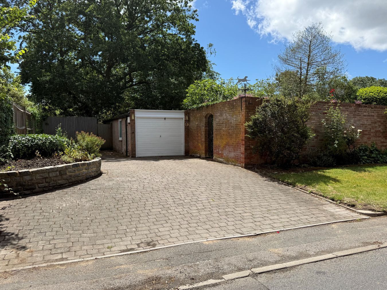 Forest Road, Binfield, Berkshire, RG42 Image 19