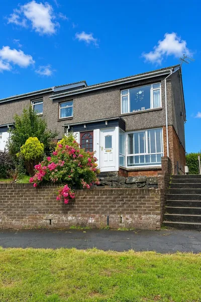 Tolsta Crescent, Polmont