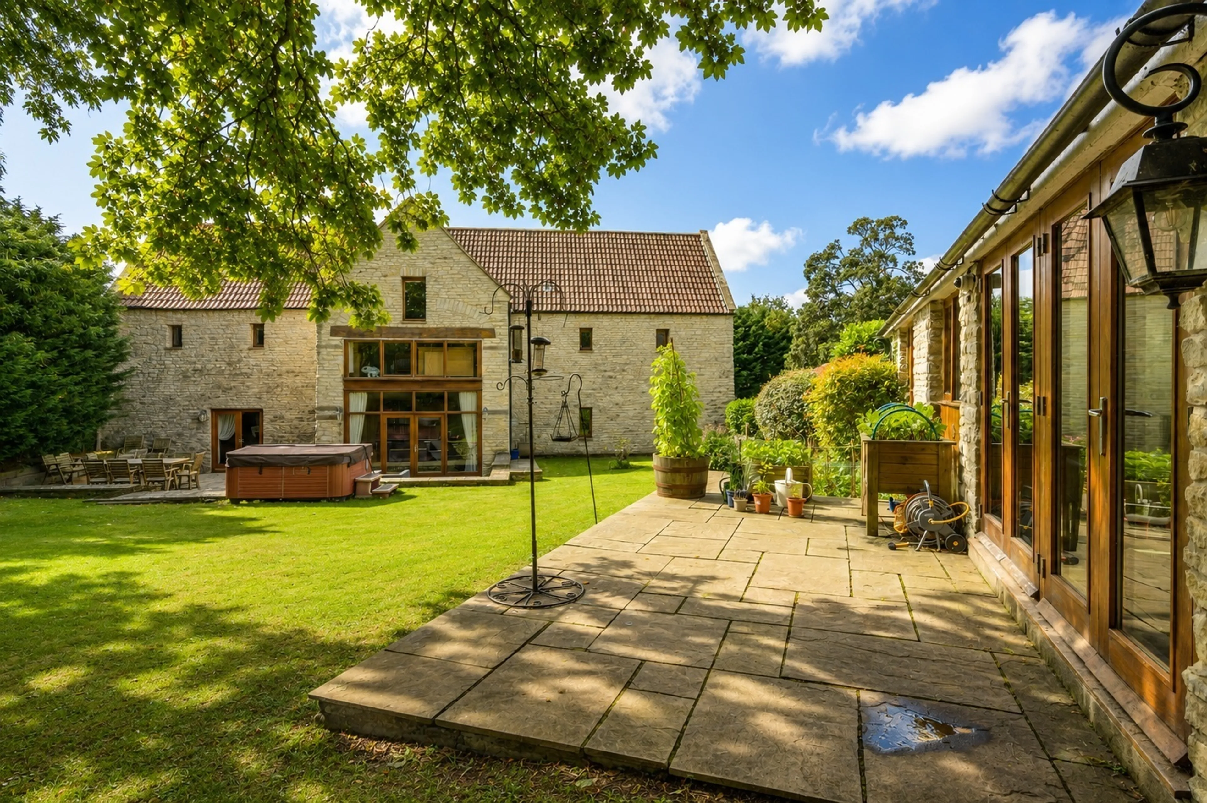 Property photo 11