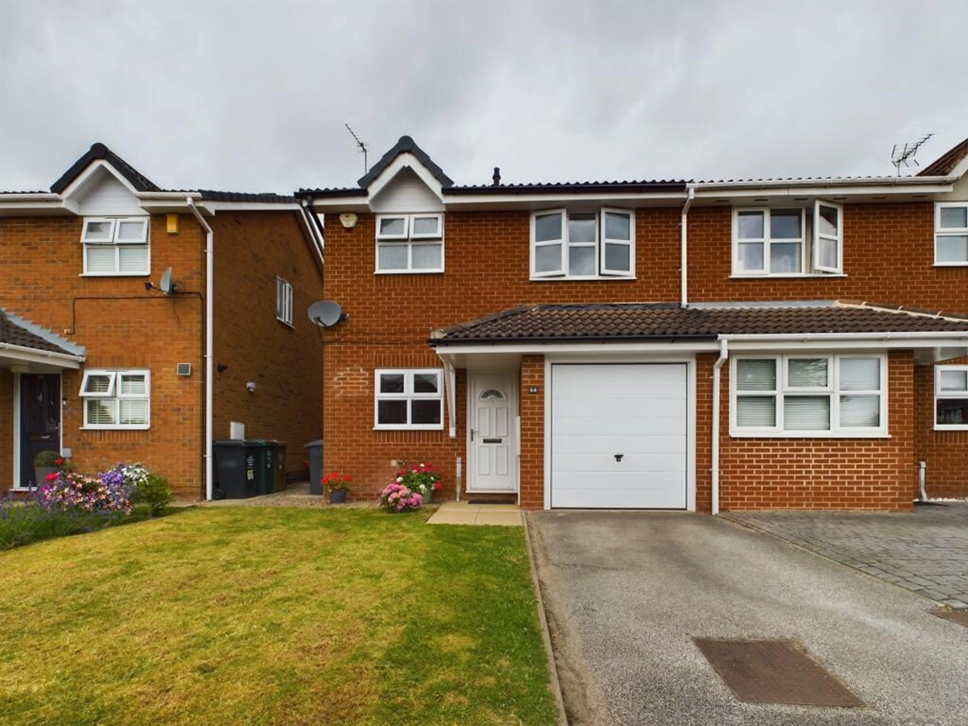 Property photo 0