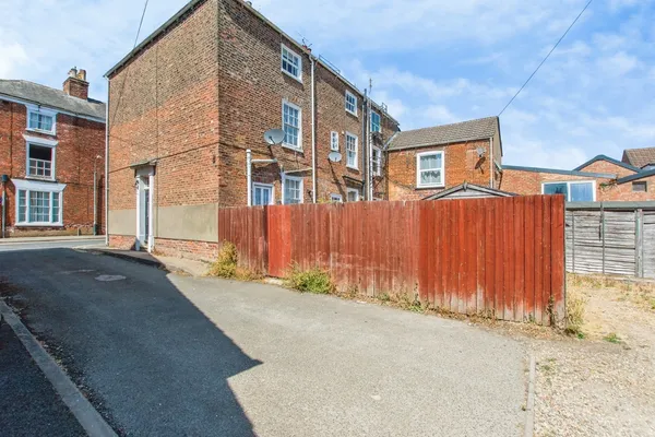 Albert Street, Holbeach, Spalding, Li...