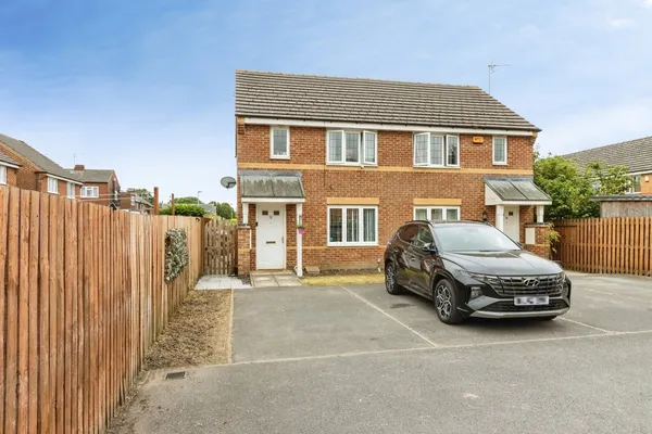 Kingfisher Court, Normanton, West Yor...