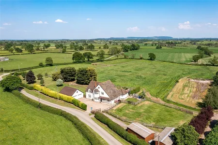 Lower Lane, Bowling Bank, LL13