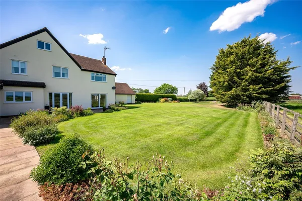 Lower Lane, Bowling Bank, LL13 photo 20