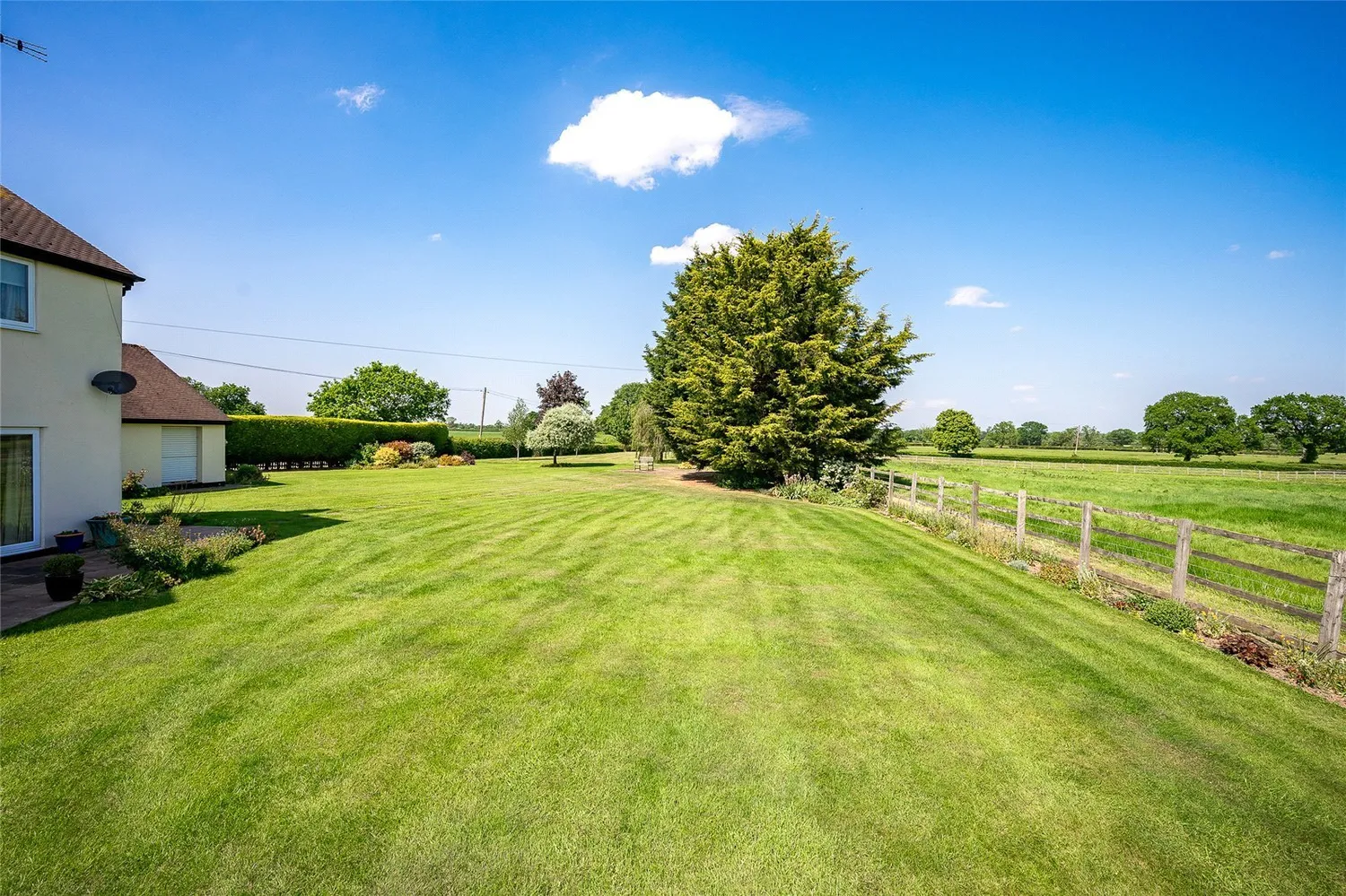 Lower Lane, Bowling Bank, LL13 photo 22