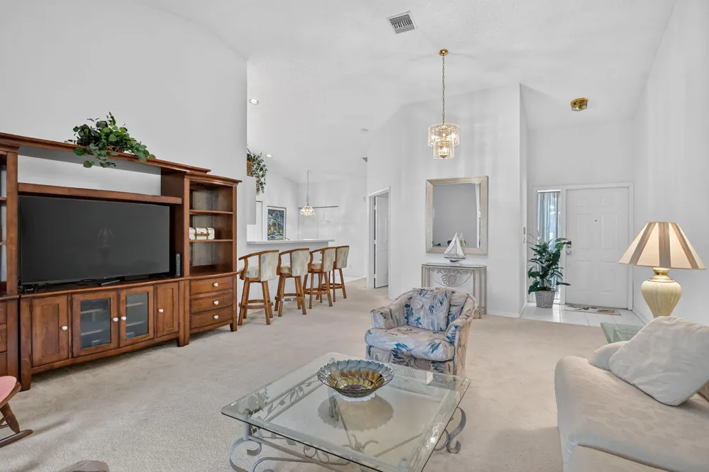 8100 Via di Veneto, Boca Raton, FL 33496