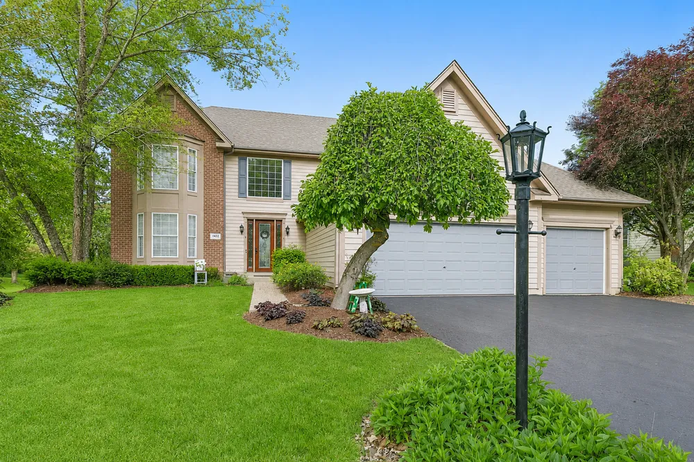 1476 Columbia Ln, Barrington, IL 60010