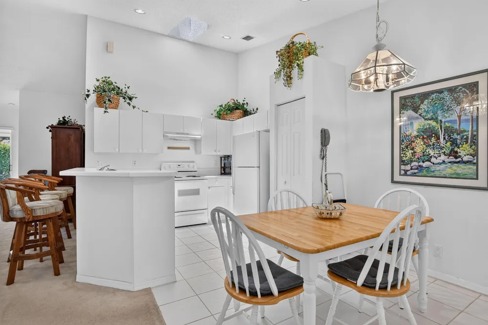 8100 Via di Veneto, Boca Raton, FL 33496