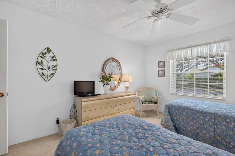 8100 Via di Veneto, Boca Raton, FL 33496