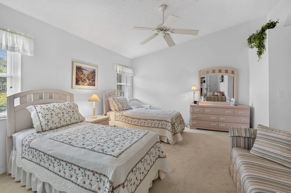 8100 Via di Veneto, Boca Raton, FL 33496