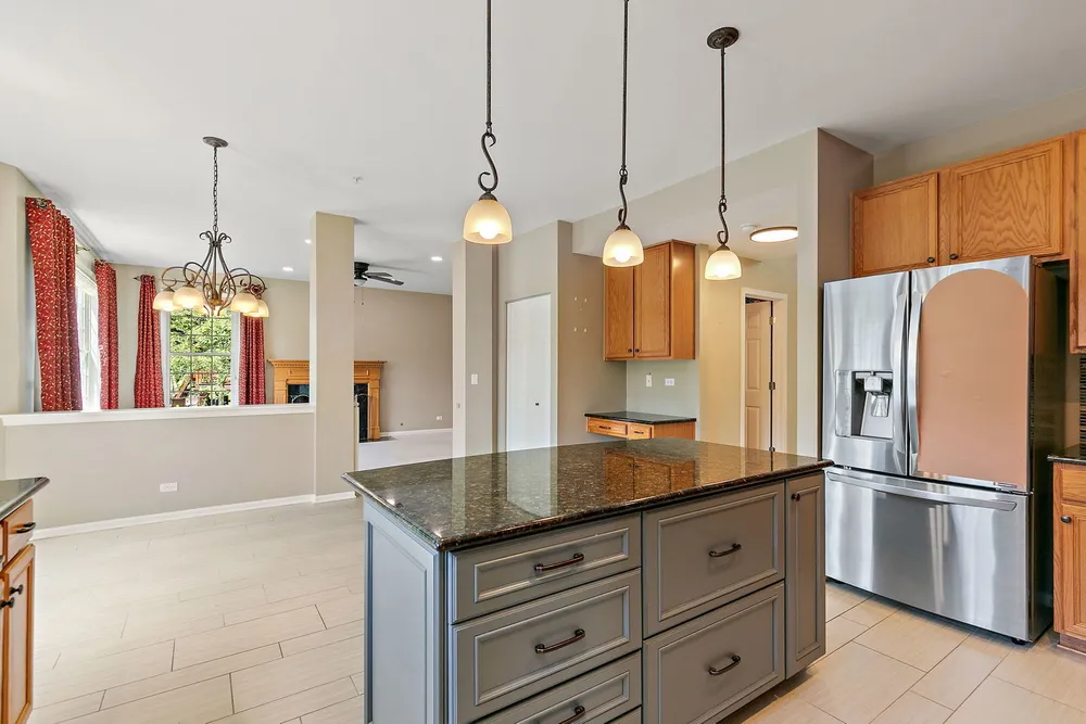 1476 Columbia Ln, Barrington, IL 60010
