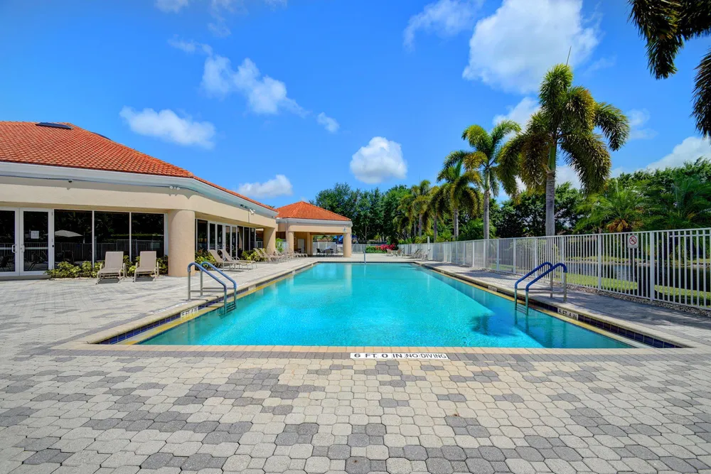 8100 Via di Veneto, Boca Raton, FL 33496