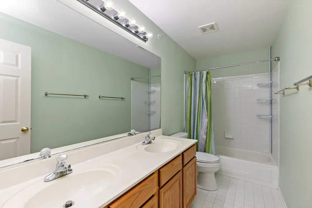 1476 Columbia Ln, Barrington, IL 60010
