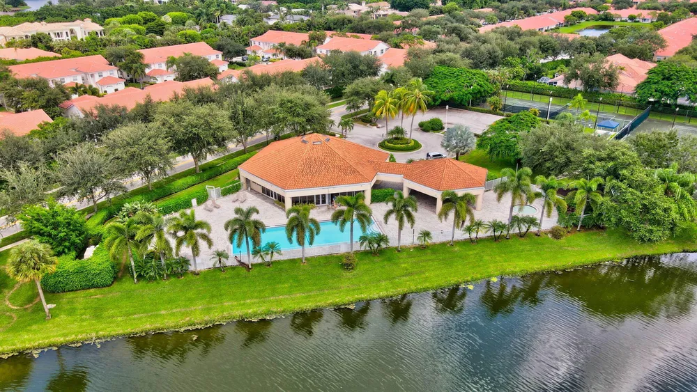 8100 Via di Veneto, Boca Raton, FL 33496