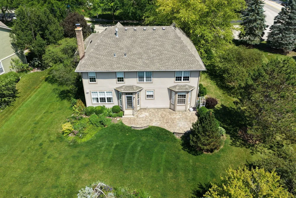 1476 Columbia Ln, Barrington, IL 60010