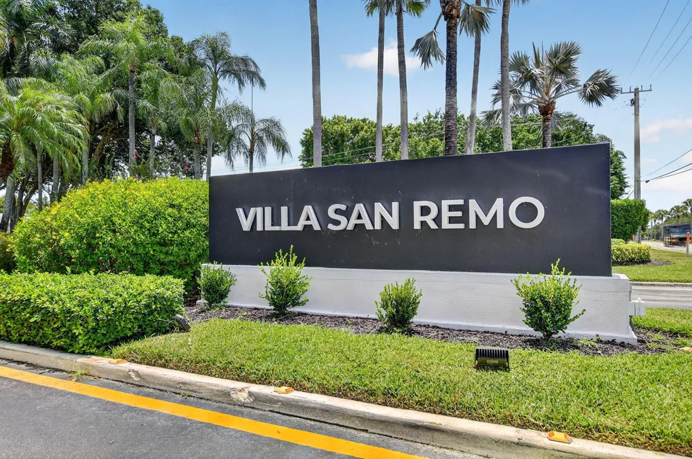 8100 Via di Veneto, Boca Raton, FL 33496