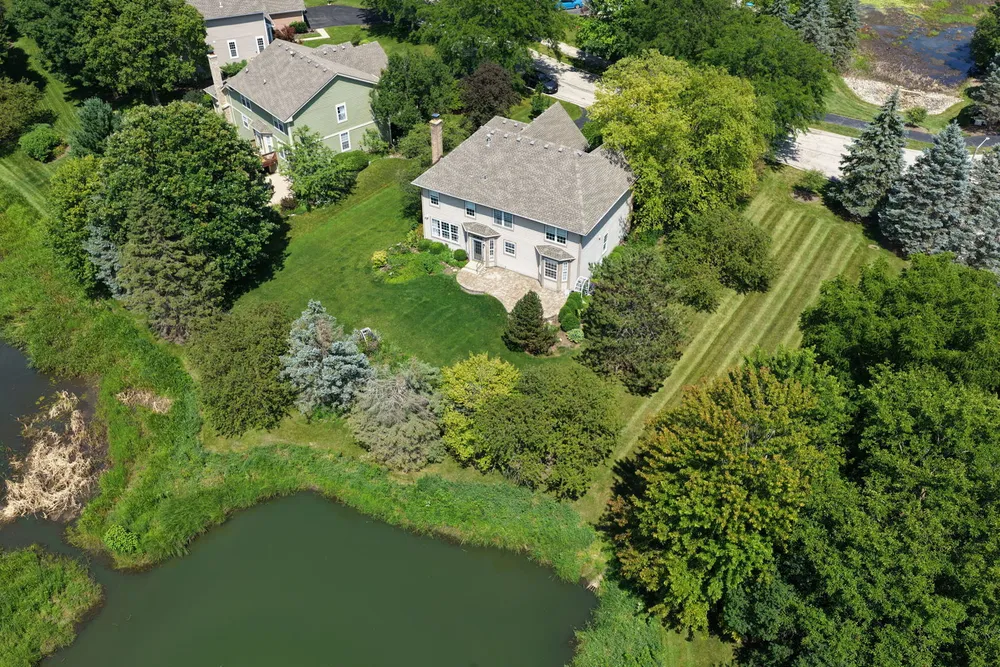 1476 Columbia Ln, Barrington, IL 60010