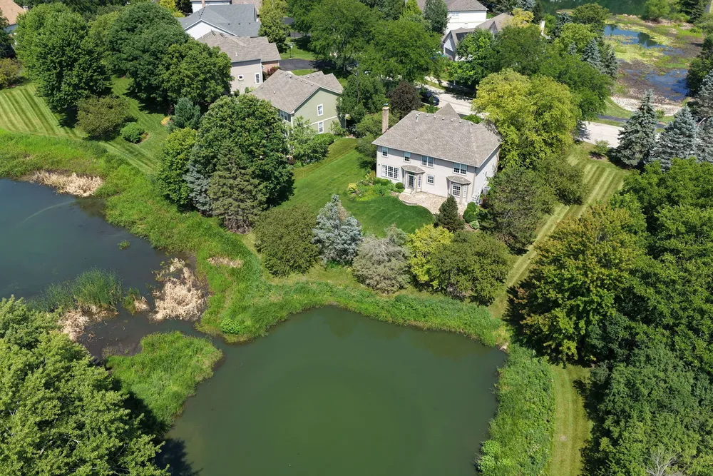 1476 Columbia Ln, Barrington, IL 60010