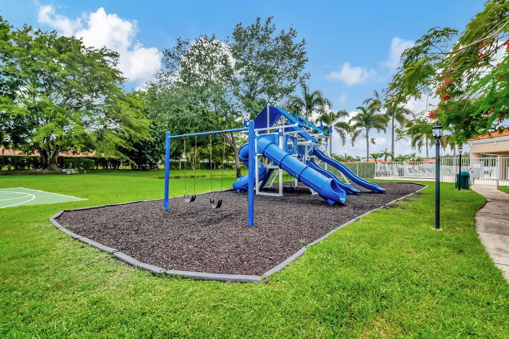 8100 Via di Veneto, Boca Raton, FL 33496