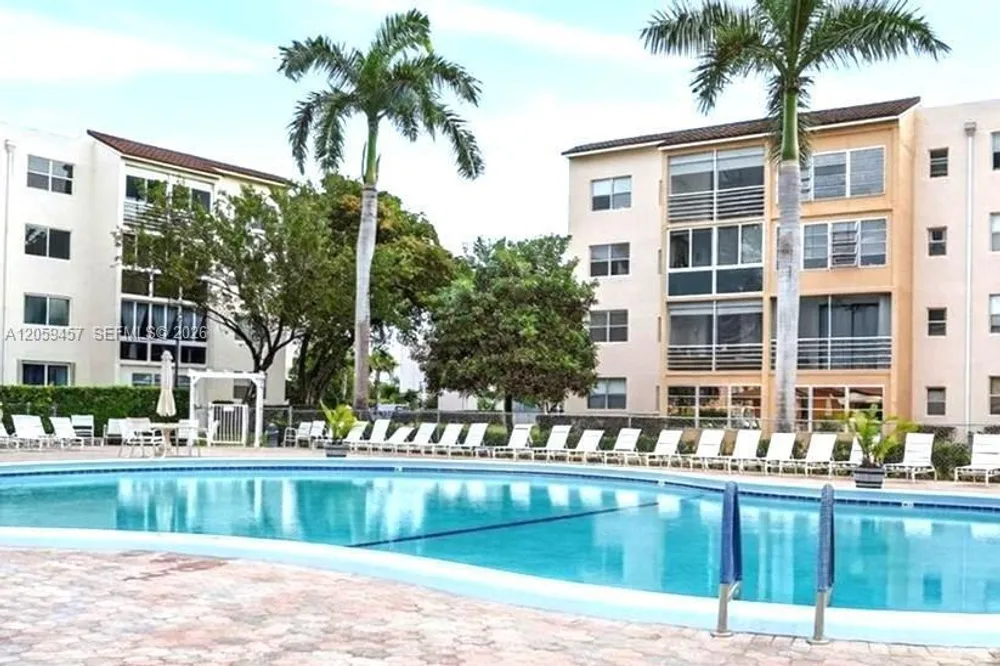 2821 Somerset Dr, Lauderdale Lakes, FL 33311