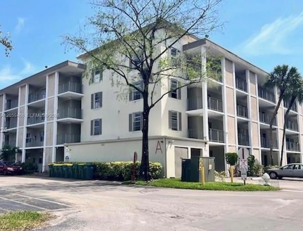 3070 NW 48th Terrace, Lauderdale Lakes, FL 33313