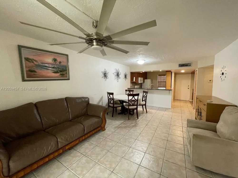 2821 Somerset Dr, Lauderdale Lakes, FL 33311
