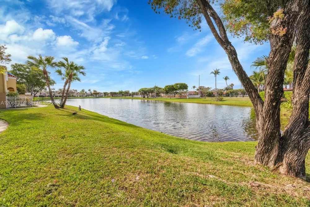 390 NW 86th Ct, Miami, FL 33126
