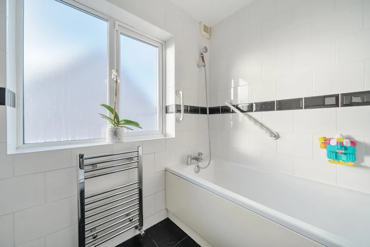 Westborough Road, Maidenhead, SL6 photo 12