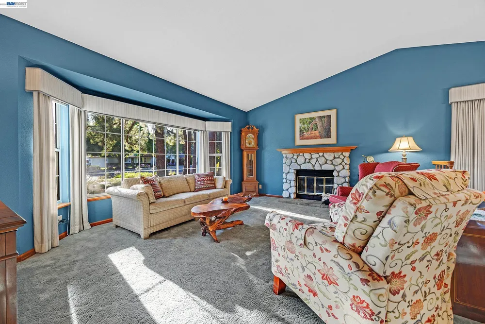 2058 Pulsar Ave, Livermore, CA 94550