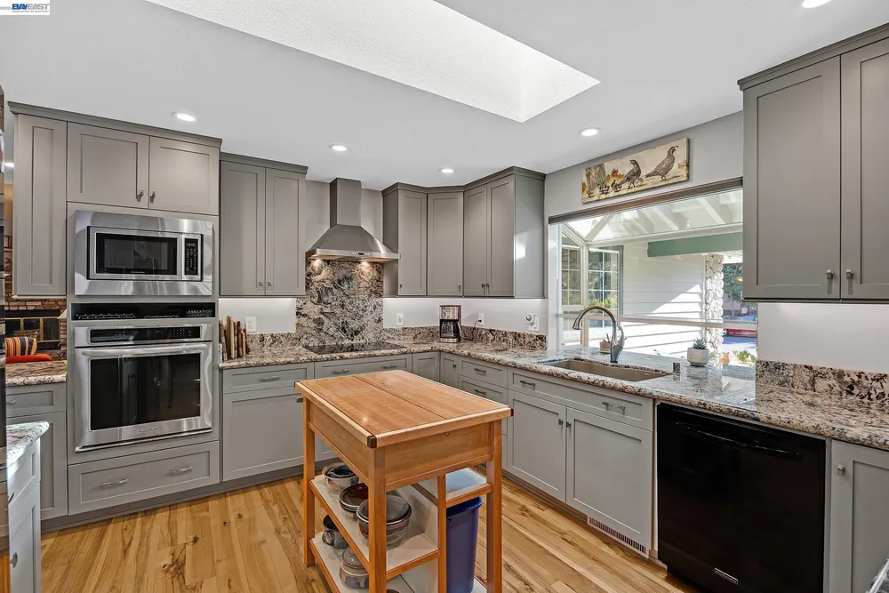 2058 Pulsar Ave, Livermore, CA 94550