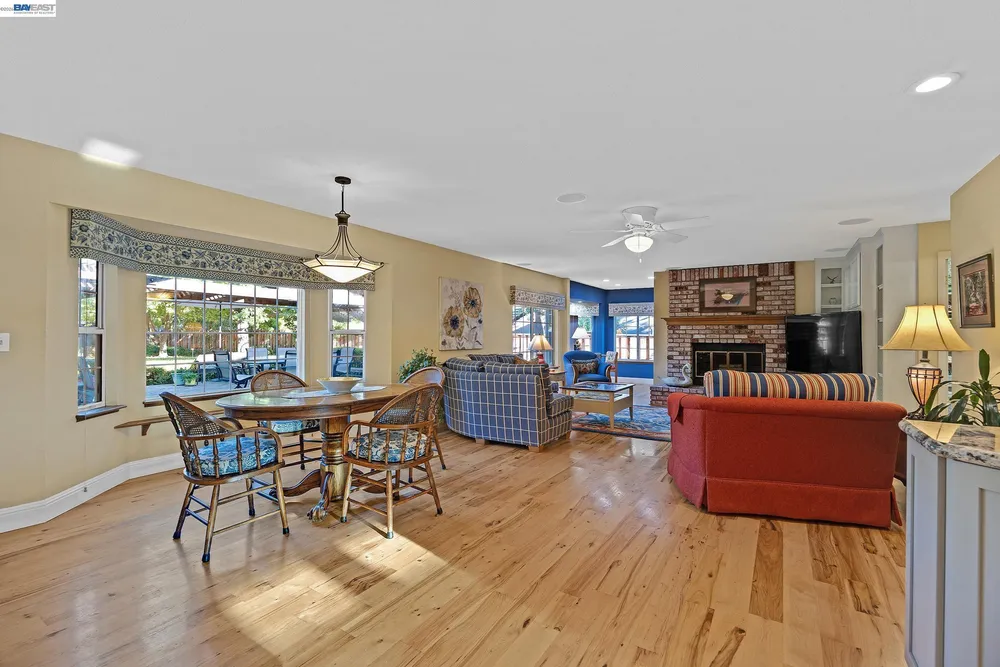 2058 Pulsar Ave, Livermore, CA 94550