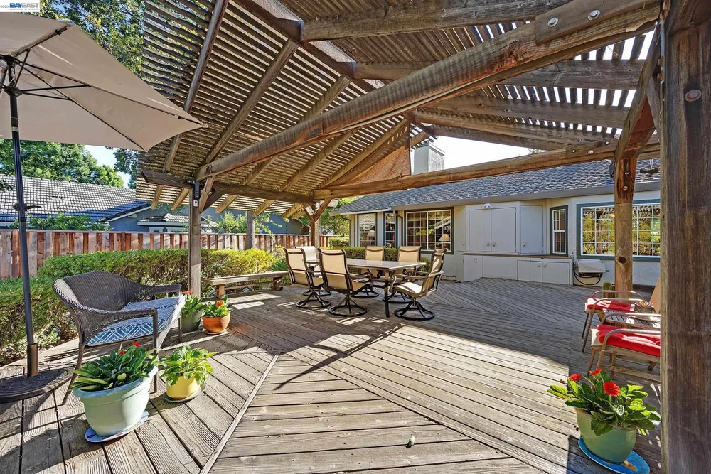 2058 Pulsar Ave, Livermore, CA 94550